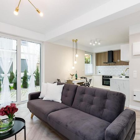 Modern Studio Apartments Poznan City Center By Noclegi Renters Luaran gambar