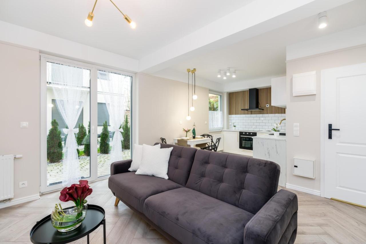 Modern Studio Apartments Poznan City Center By Noclegi Renters Luaran gambar