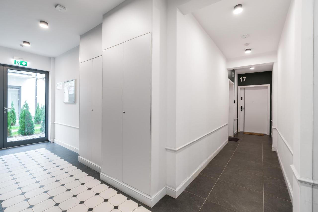 Modern Studio Apartments Poznan City Center By Noclegi Renters Luaran gambar