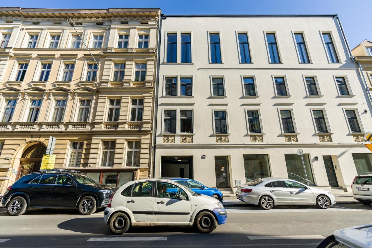 Modern Studio Apartments Poznan City Center By Noclegi Renters Luaran gambar