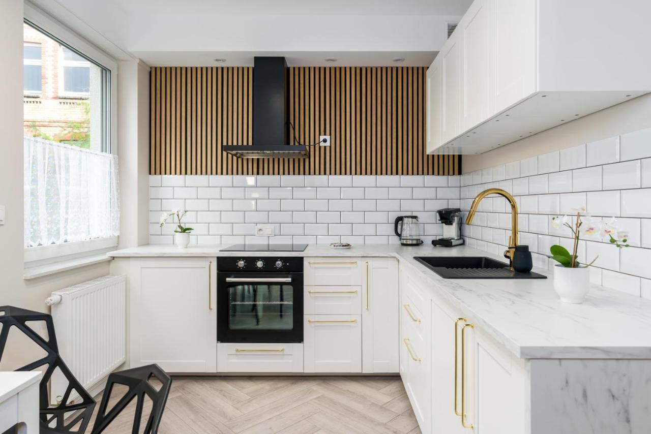 Modern Studio Apartments Poznan City Center By Noclegi Renters Luaran gambar